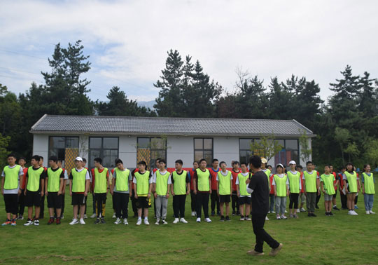 點燃青春 蒙山拓展訓練夏令營